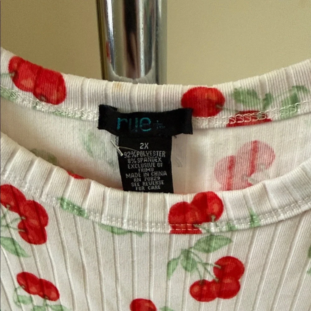 Rue21 White Ribbed Tee with Red Cherry Print - Picture 3 of 3
